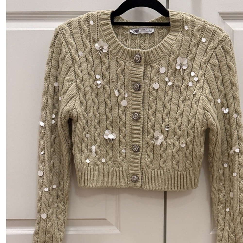Women's Zara Beige Cable Knit Sweater with Sequins